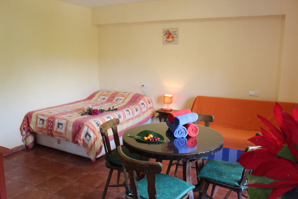 Camping Tropical Almuñécar Εξωτερικό φωτογραφία